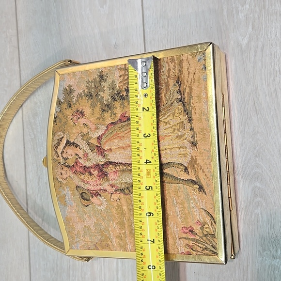 Vintag1960s TYROLEAN Bag Tapestry Cloth Embroidered Puffed Puffy Victorian Purse - Picture 4 of 13